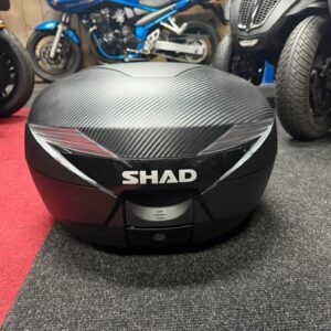 Shad Topkoffer 37L – Mat Zwart (Incl. Montageplaat)