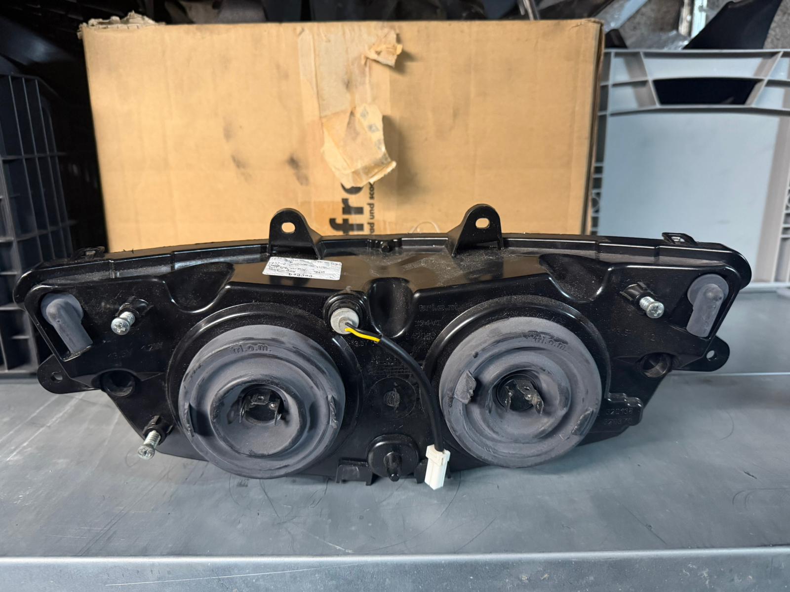 Gebruikte Koplamp Piaggio MP3 Yourban – Origineel, Getest & In Nette Staat - Afbeelding 4